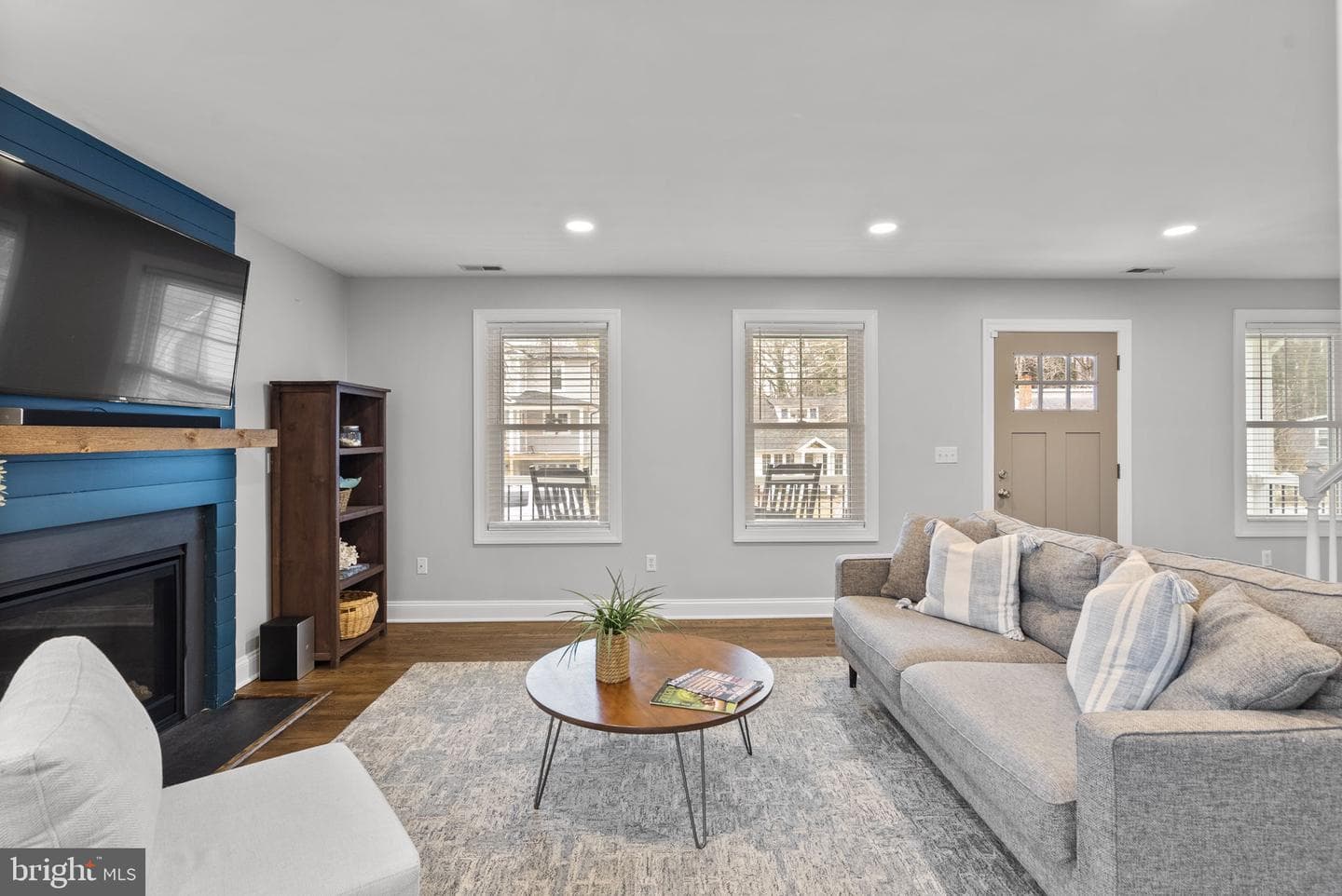 112 Elliott Place photo 18