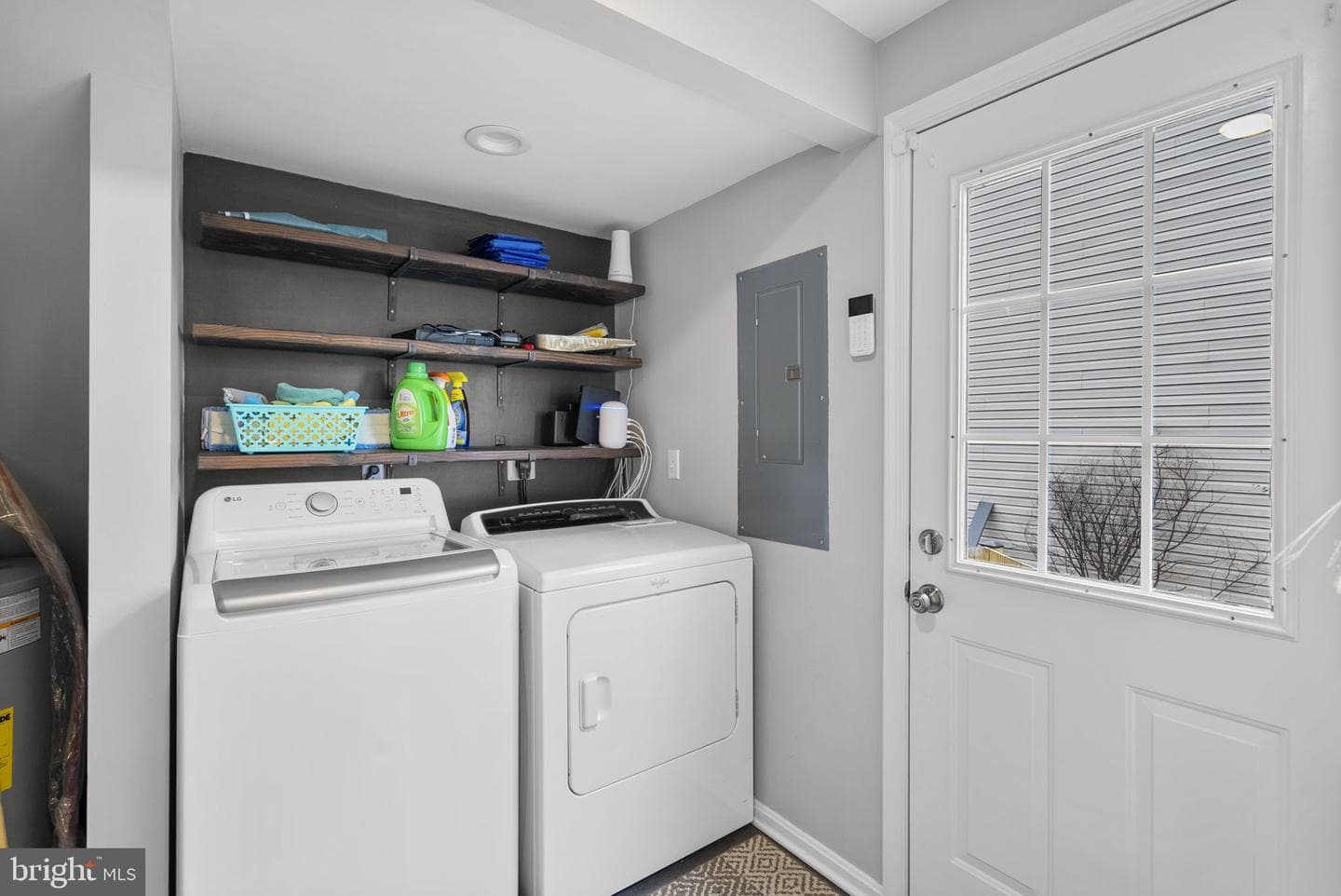 112 Elliott Place photo 20