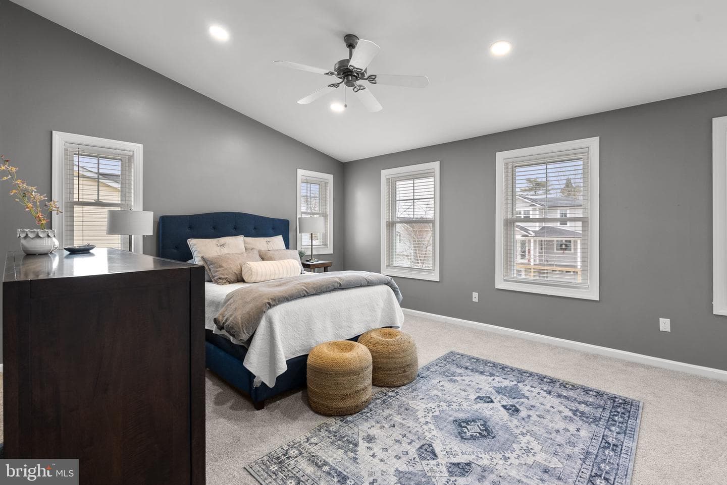 112 Elliott Place photo 23