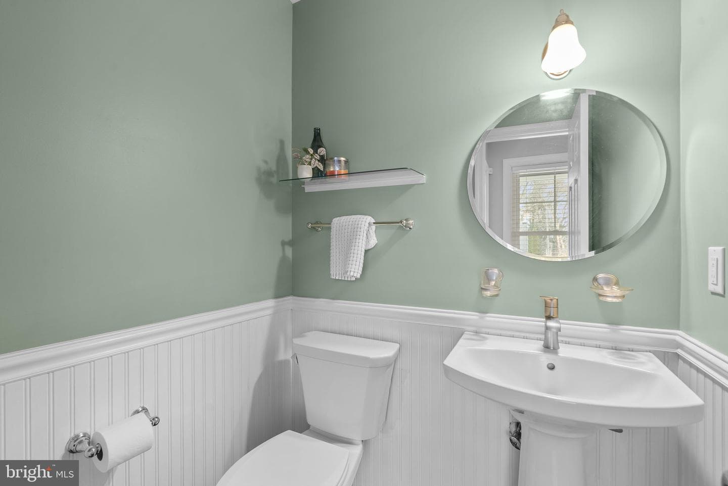 112 Elliott Place photo 34