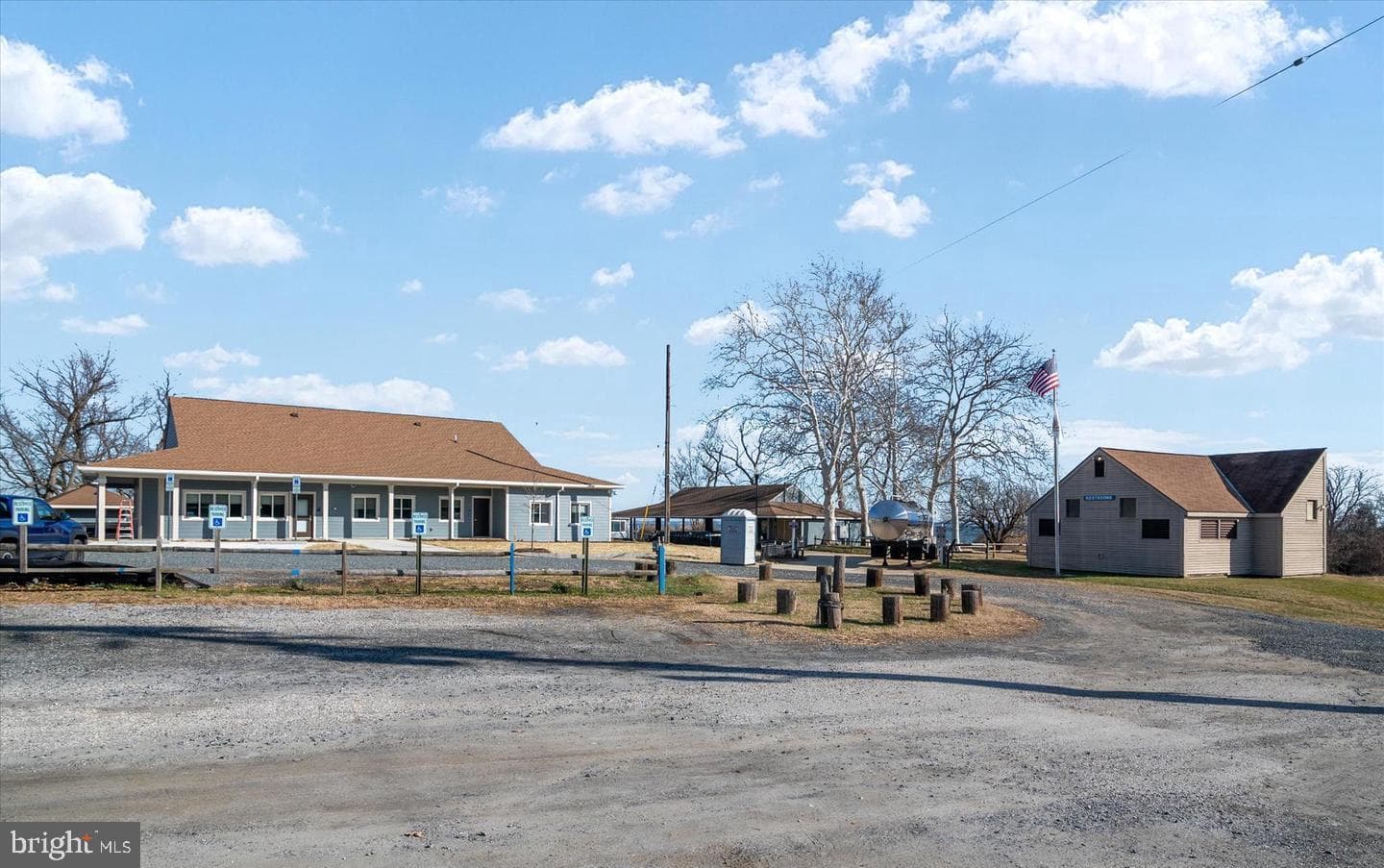 112 Elliott Place photo 49