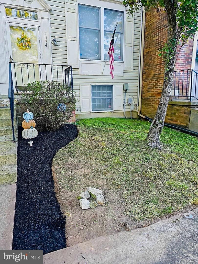 7074 Timberfield Place photo 2