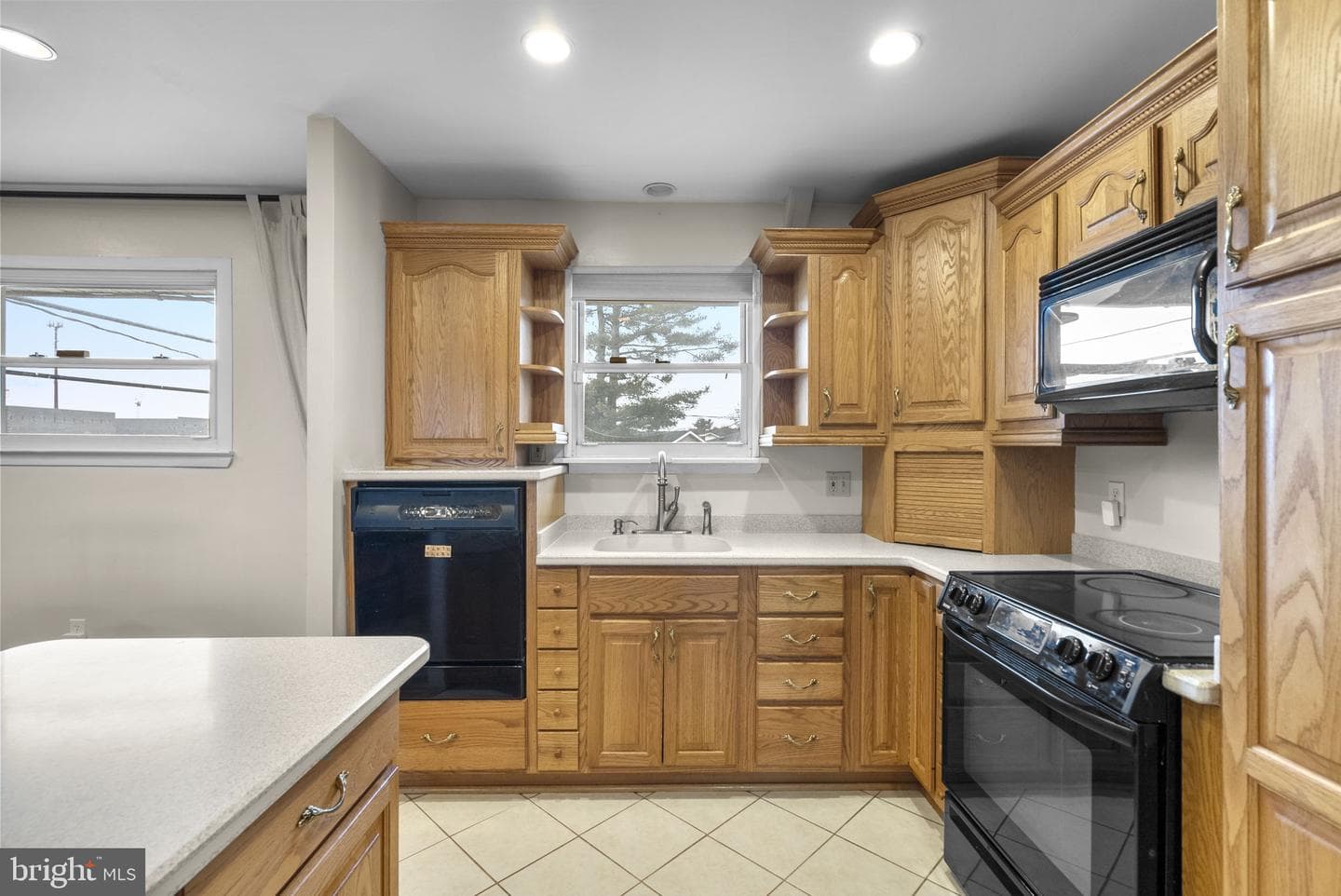 543 Nolfield Drive photo 14