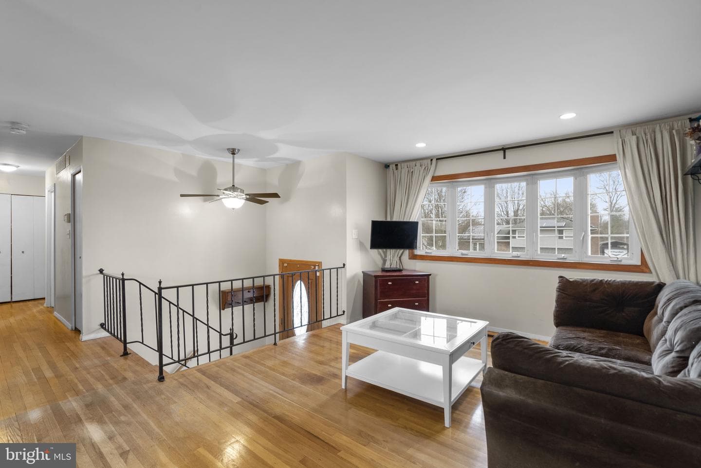543 Nolfield Drive photo 6