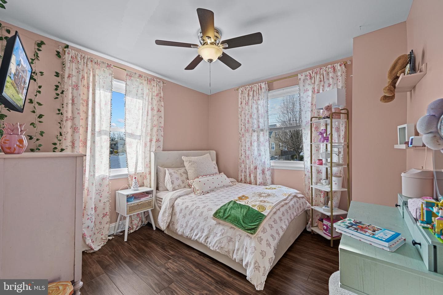 233 Kenwood Road photo 24