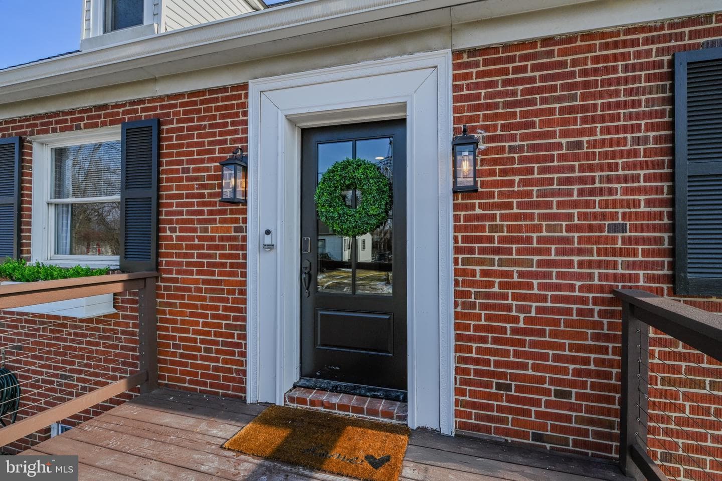 233 Kenwood Road photo 3