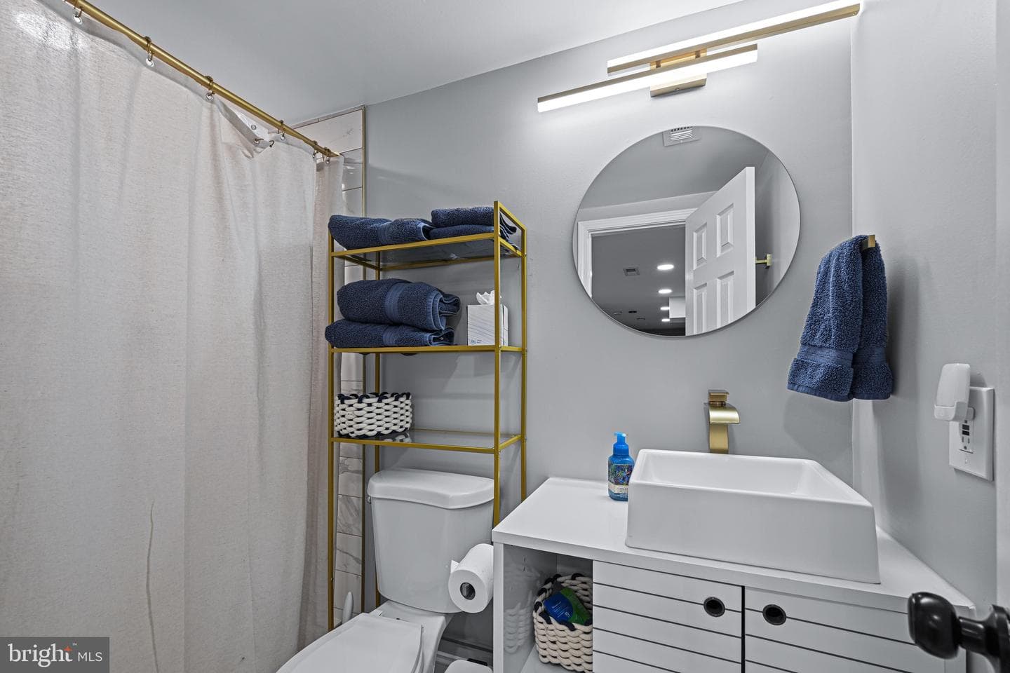233 Kenwood Road photo 43