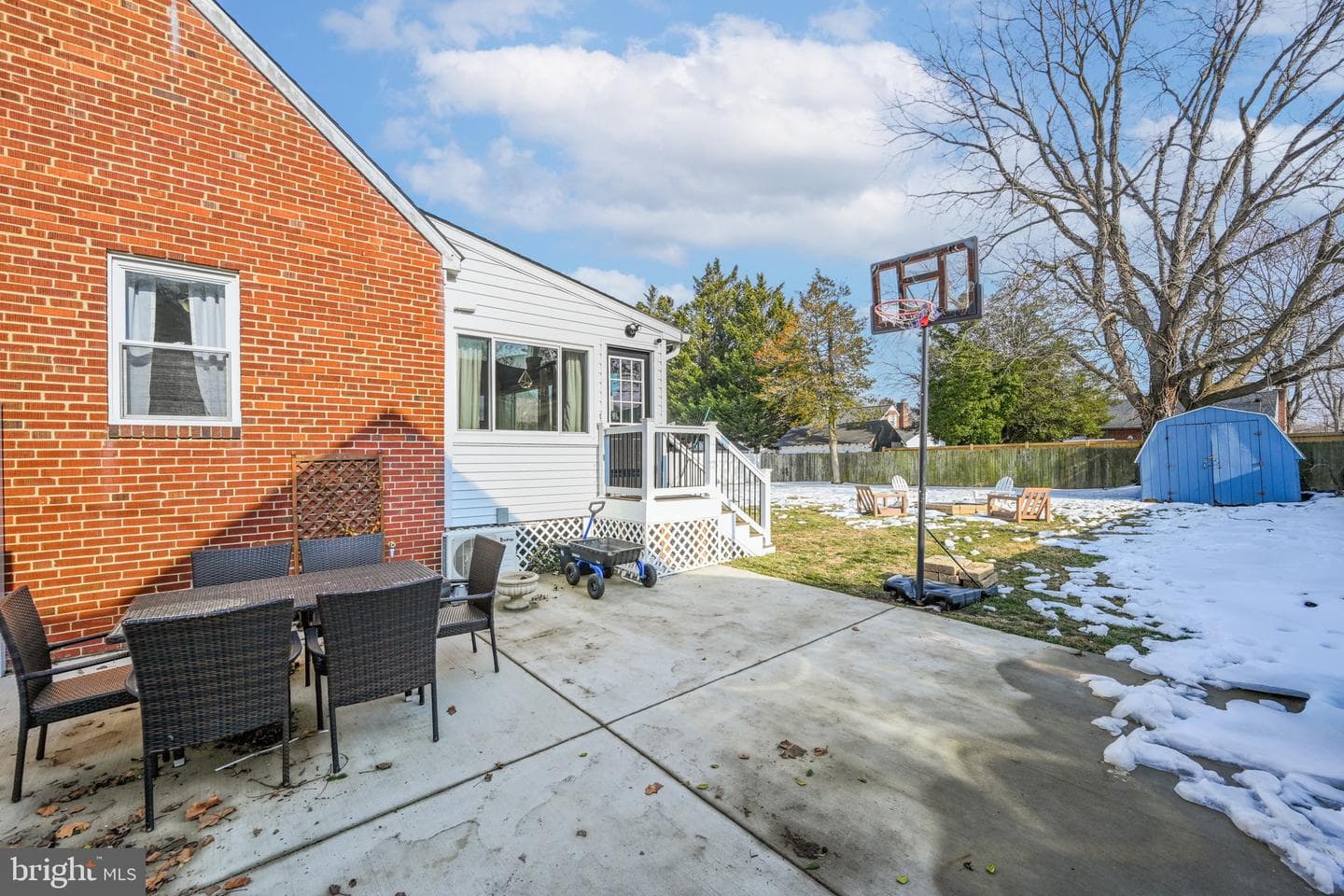 233 Kenwood Road photo 6