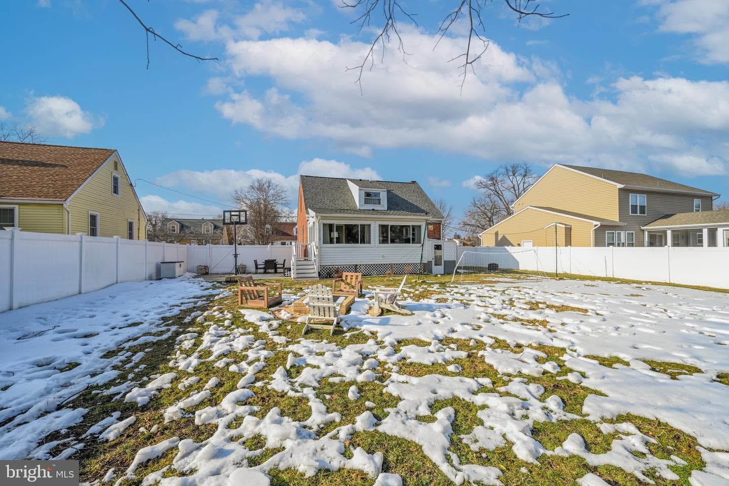 233 Kenwood Road photo 8