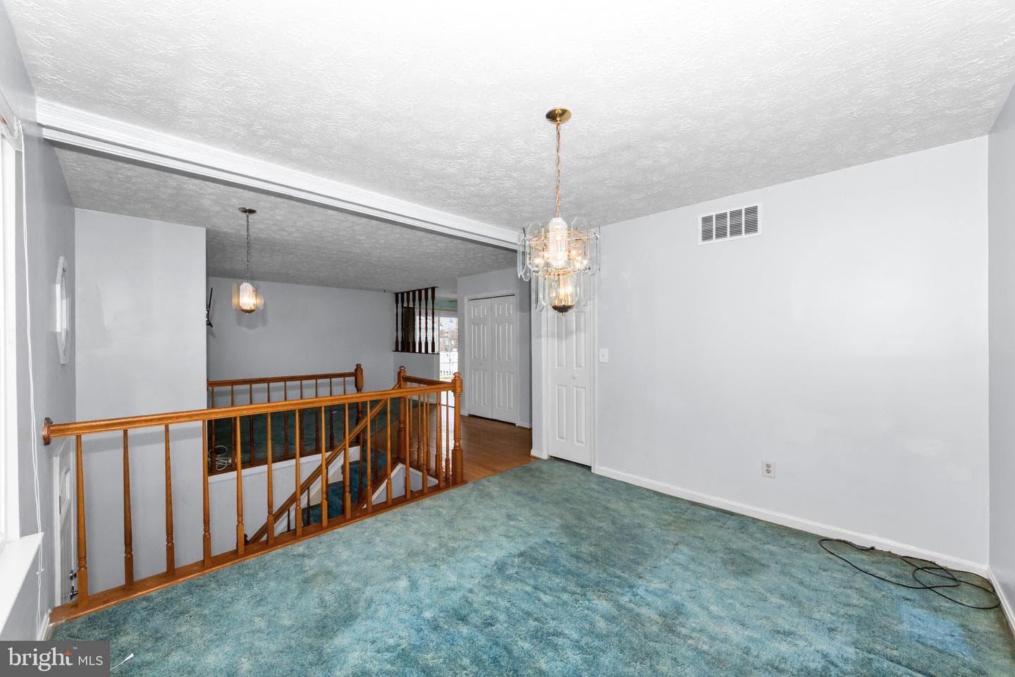 719 203rd Street photo 14