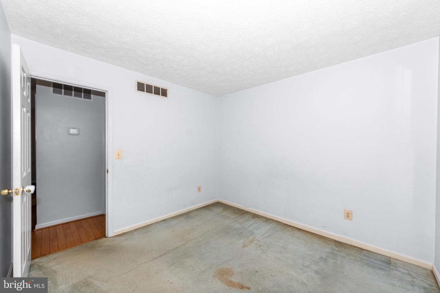 719 203rd Street photo 24