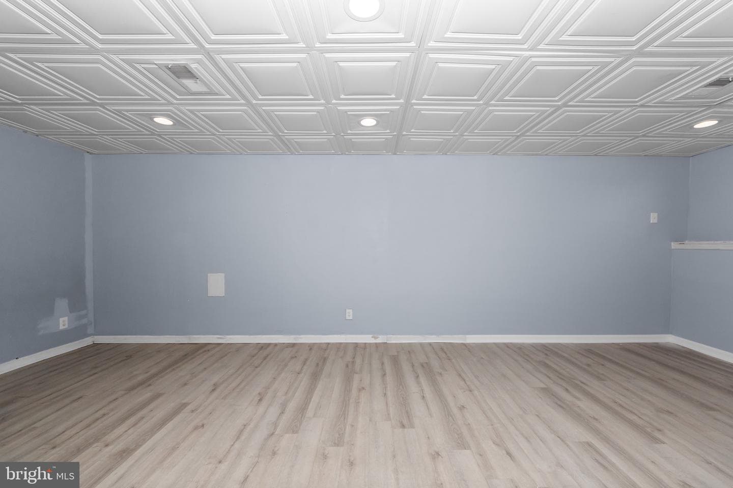 719 203rd Street photo 29