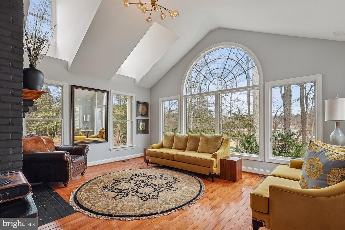 1303 Windsor Ridge Lane photo 8