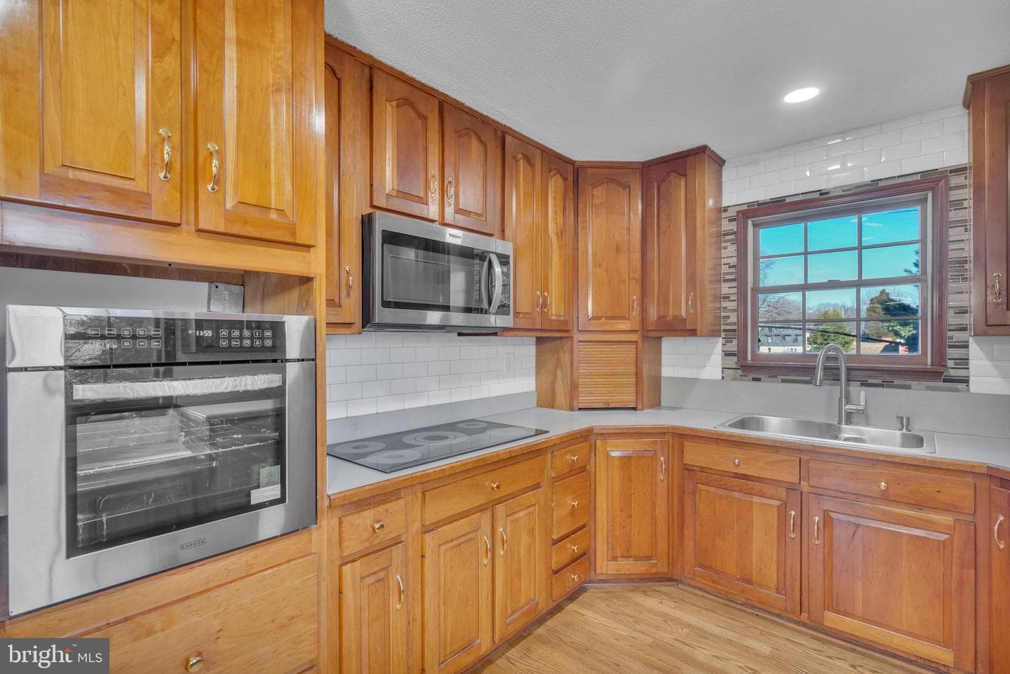 1011 Hanson Street photo 11