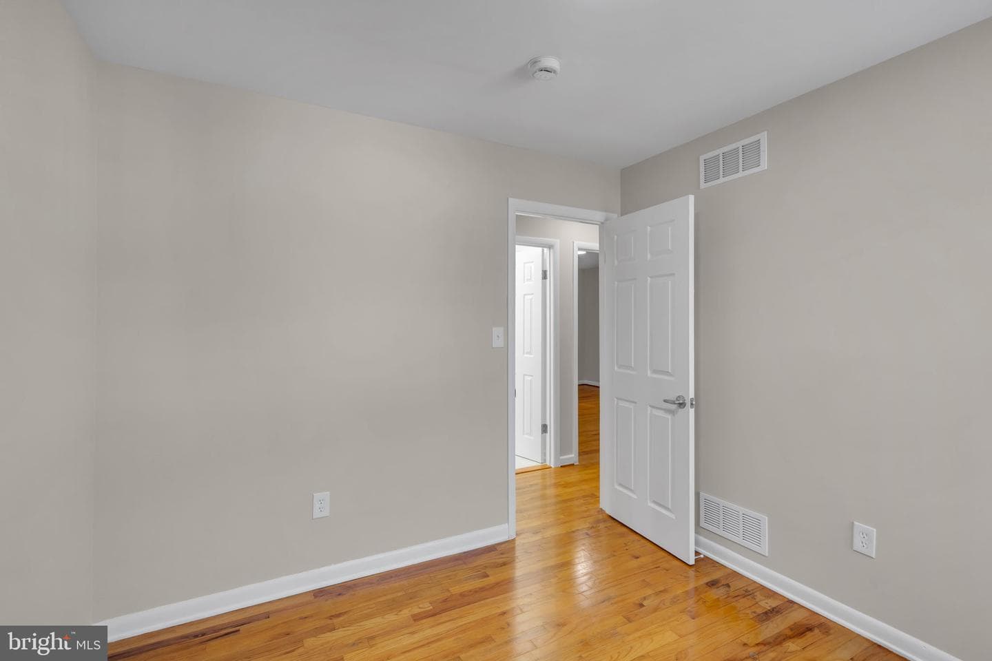 1011 Hanson Street photo 18