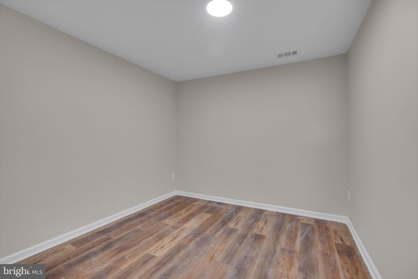 1011 Hanson Street photo 30