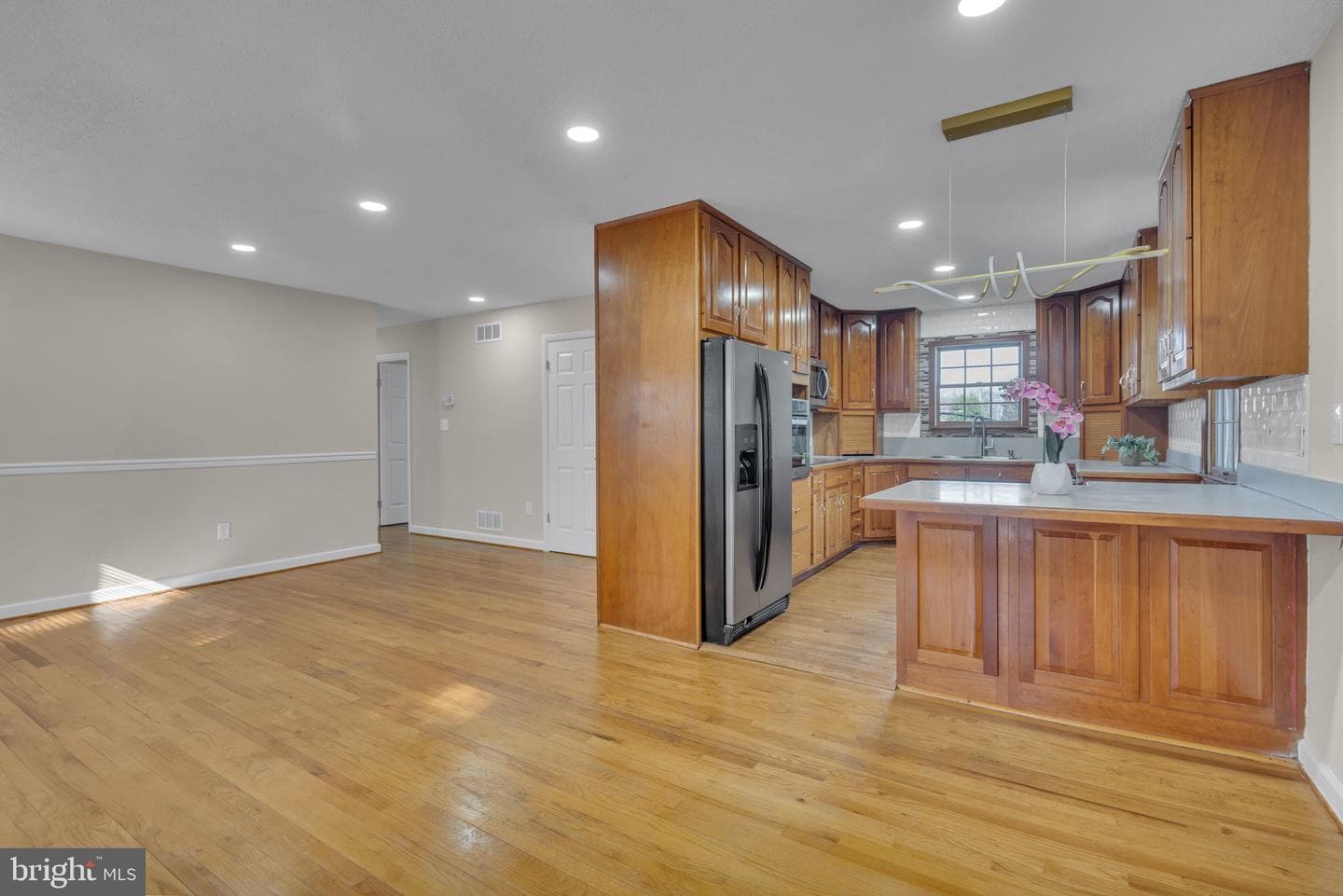 1011 Hanson Street photo 5