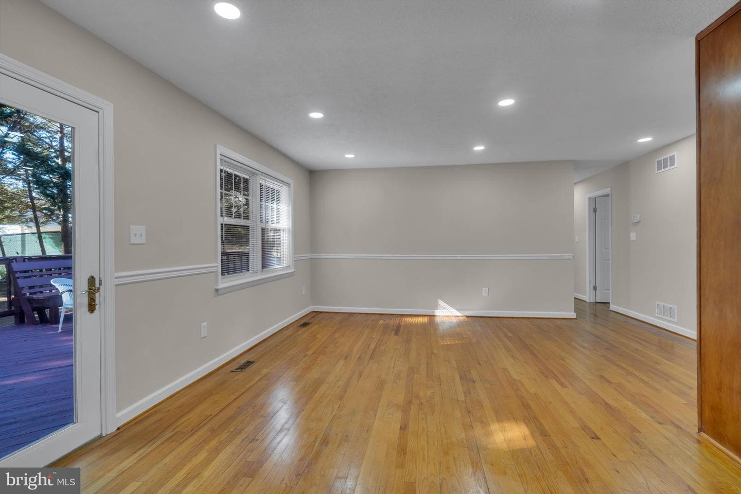 1011 Hanson Street photo 7