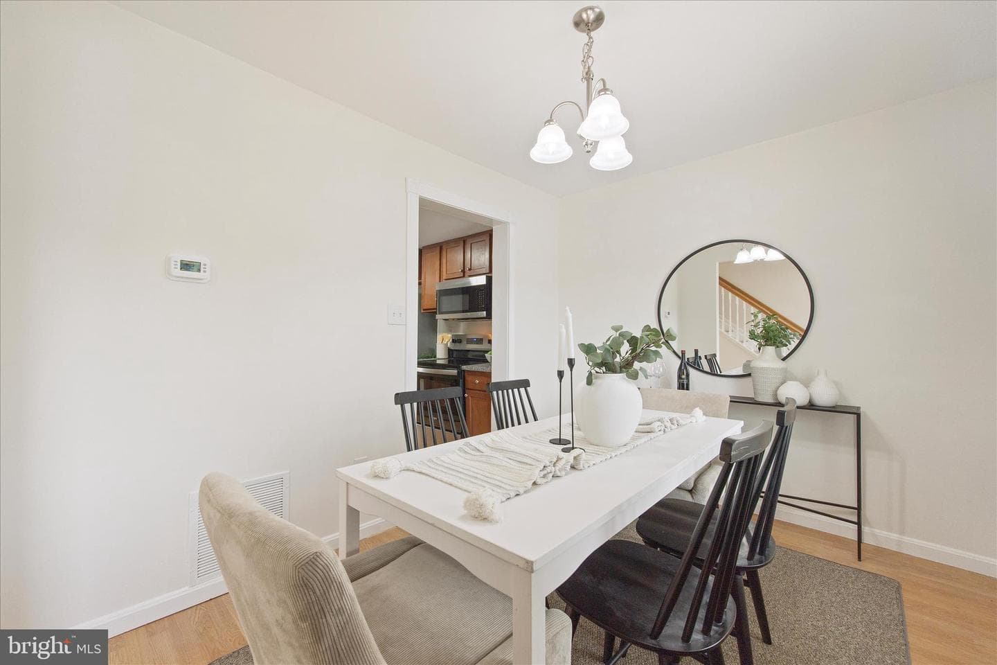 1819 Oriole Court photo 10