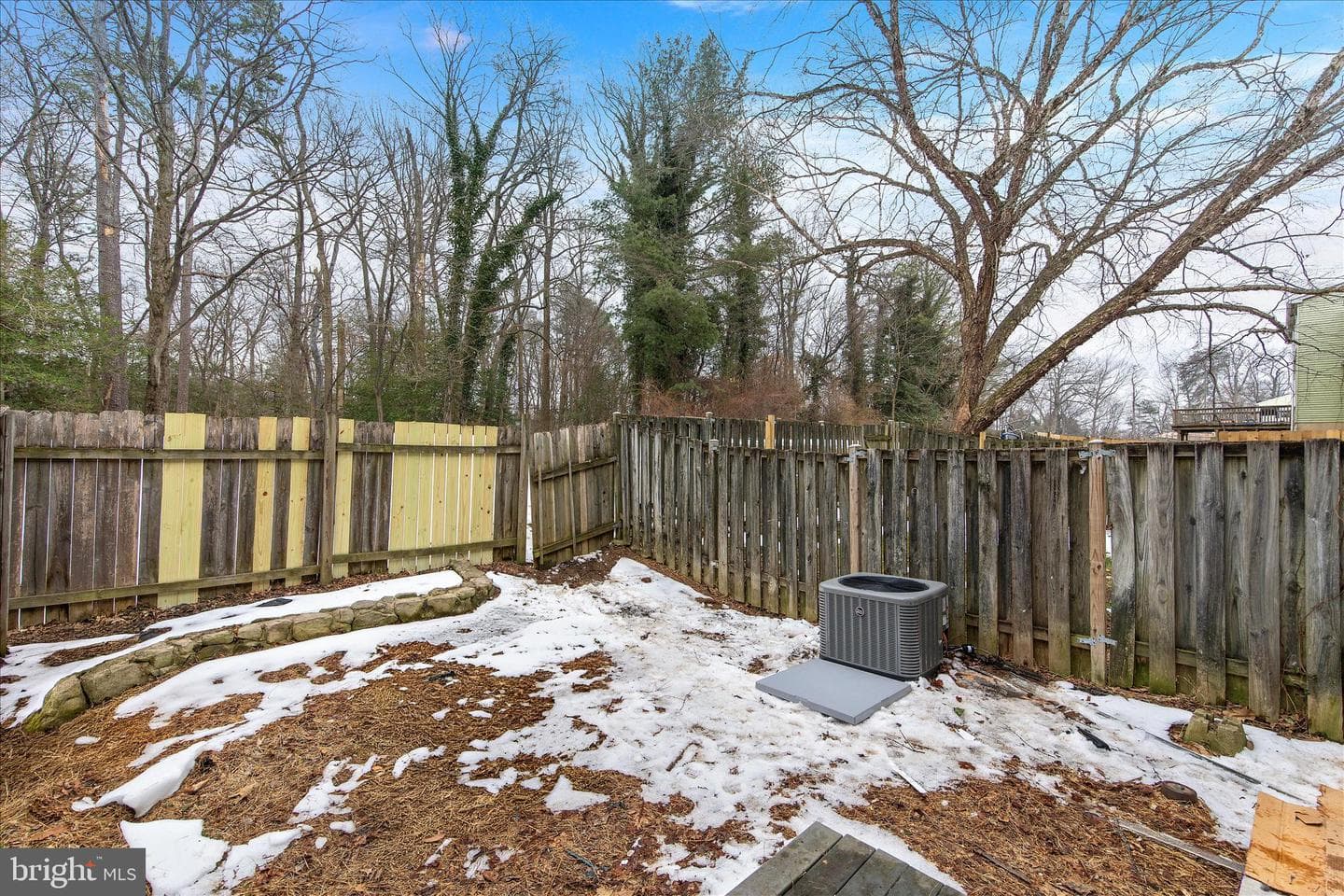 1819 Oriole Court photo 32