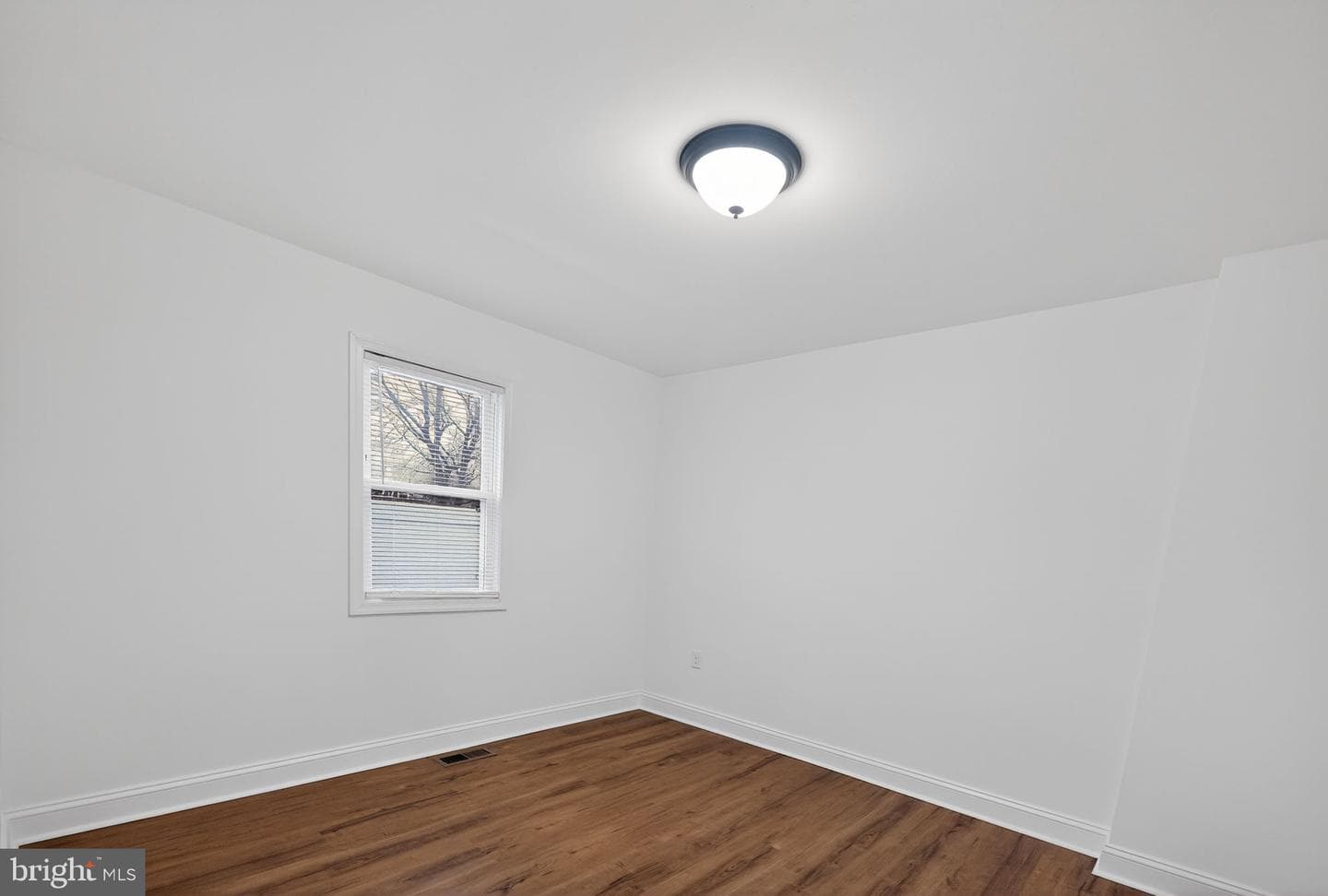 309 Margate Drive photo 9