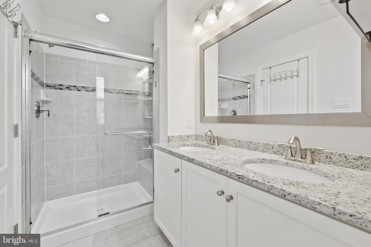 706 Agnes Dorsey Place photo 16