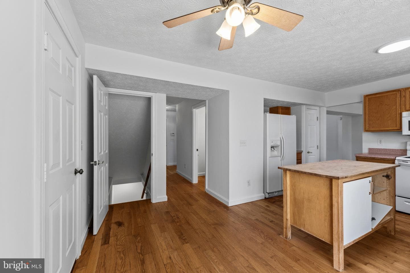 7756 Everd Avenue photo 14