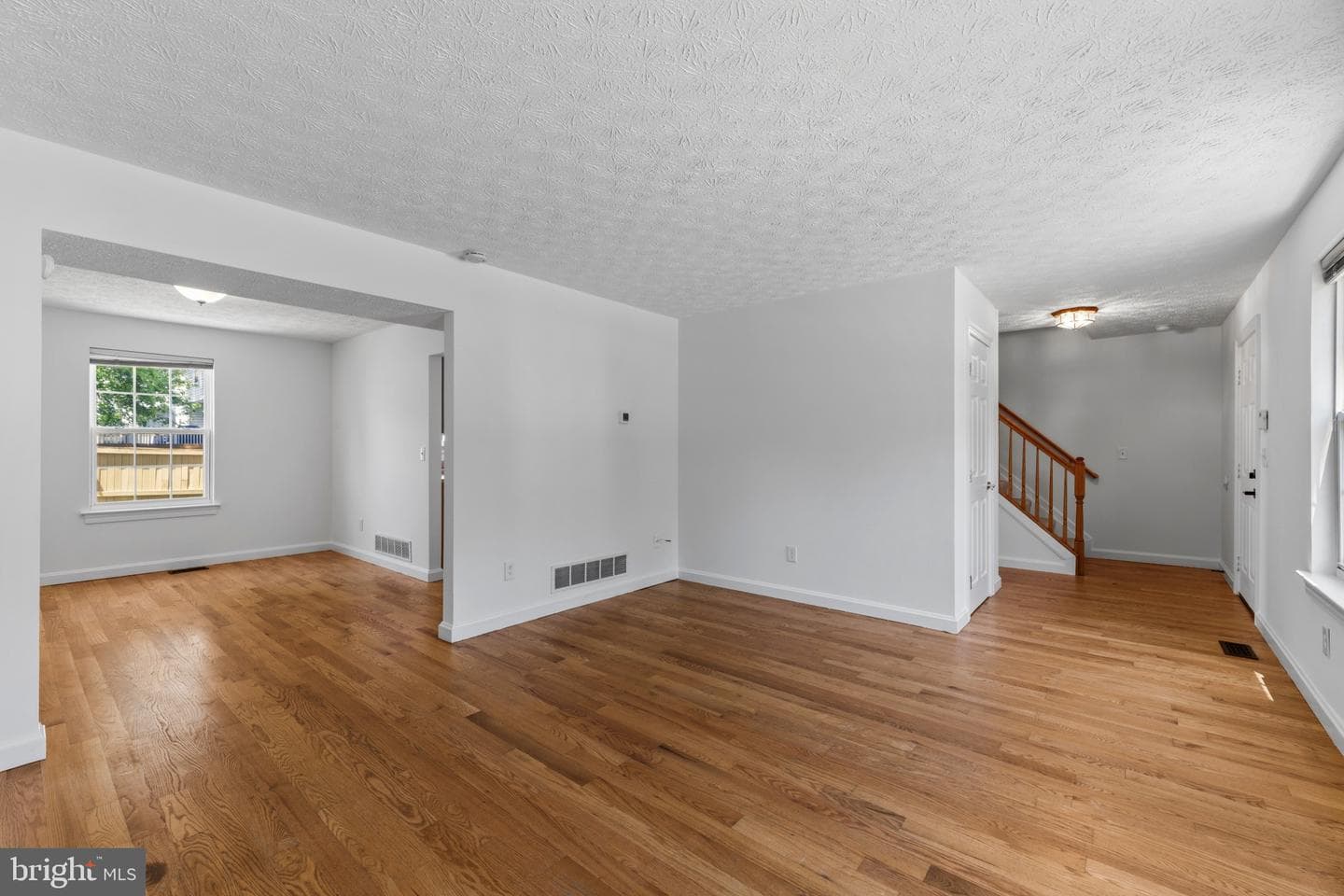 7756 Everd Avenue photo 7