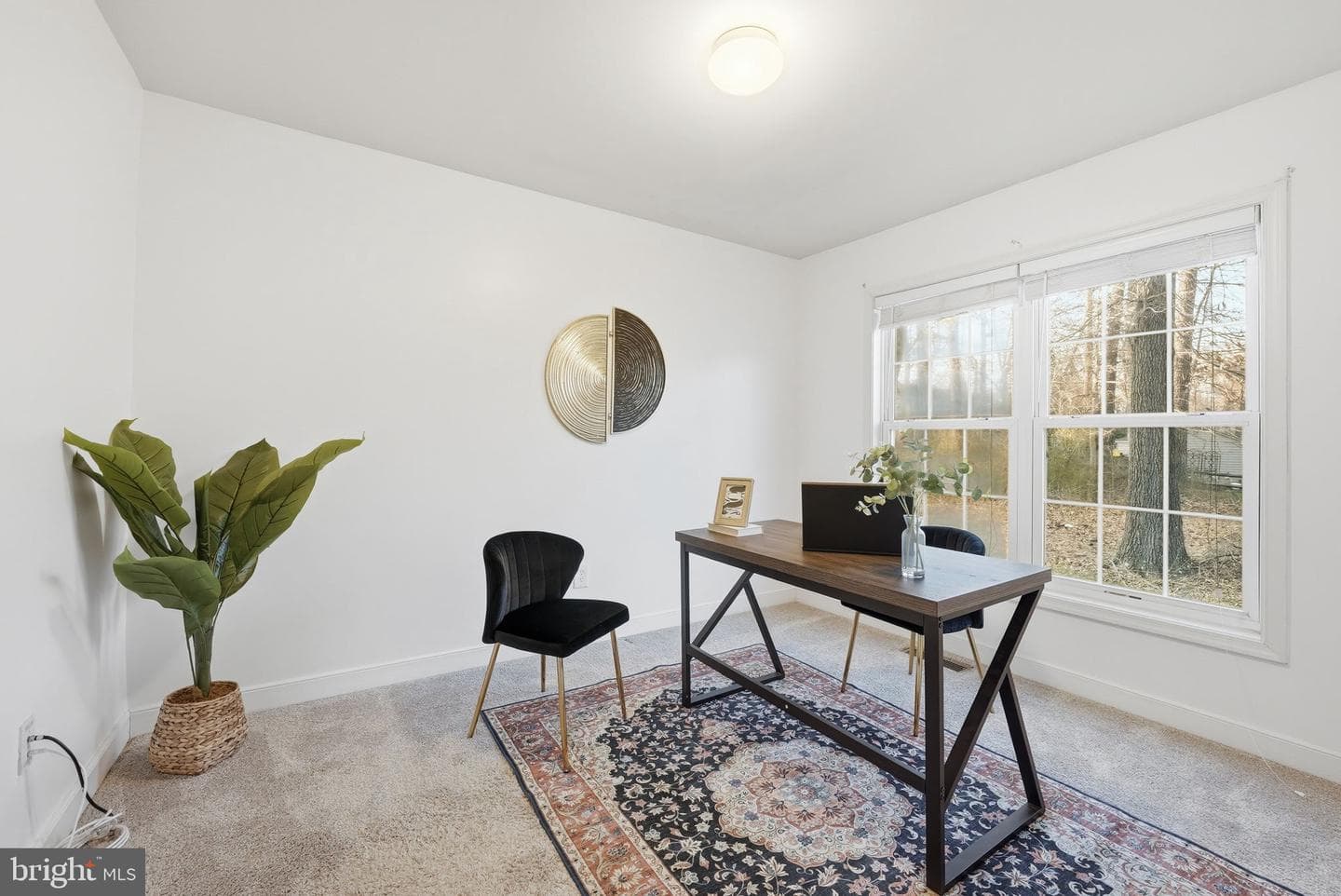 1110 Thompson Avenue photo 19