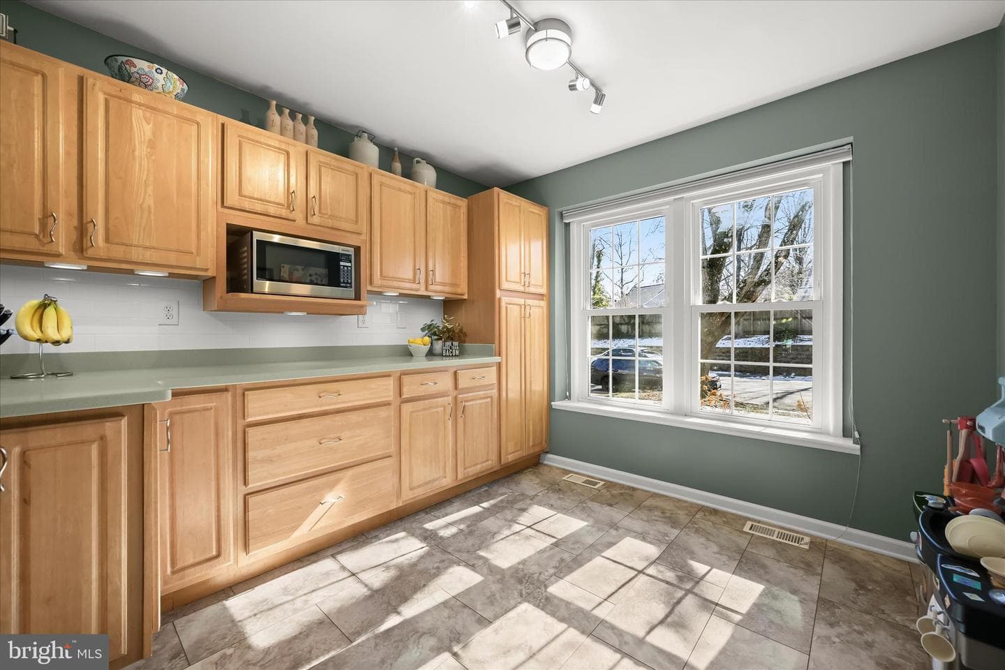 1762 Lang Drive photo 18
