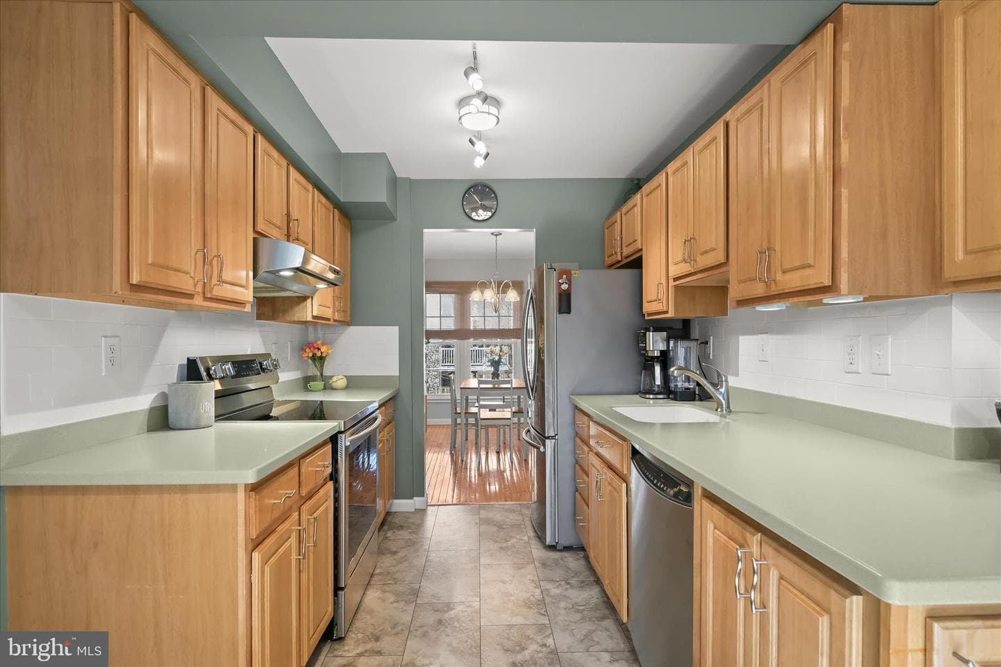 1762 Lang Drive photo 20