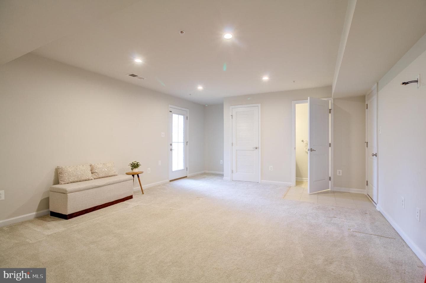 8244 Hickory Hollow Drive photo 23