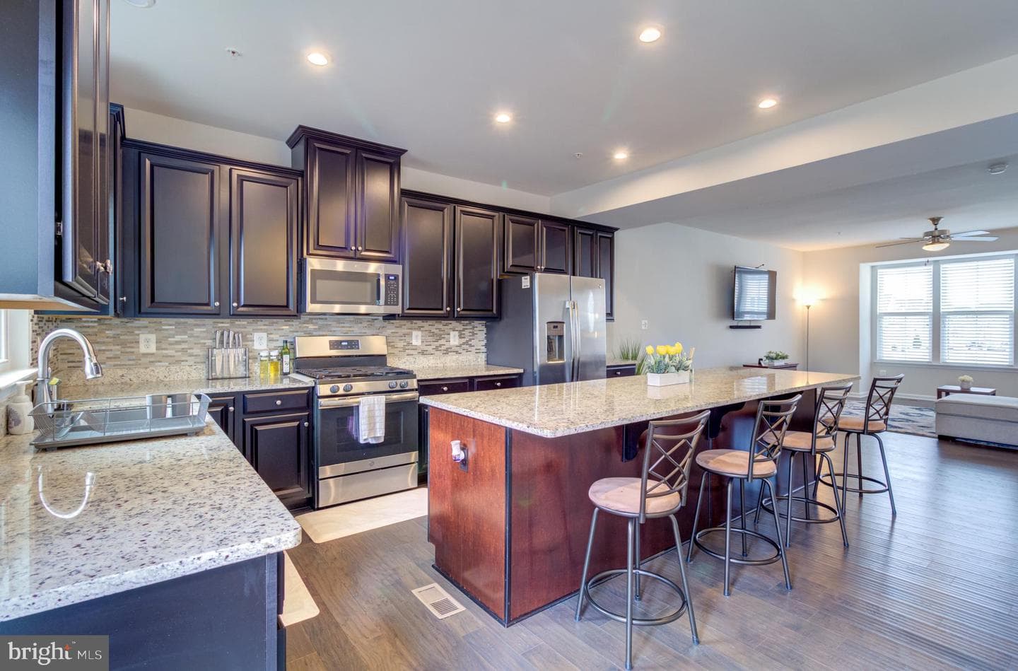 8244 Hickory Hollow Drive photo 4