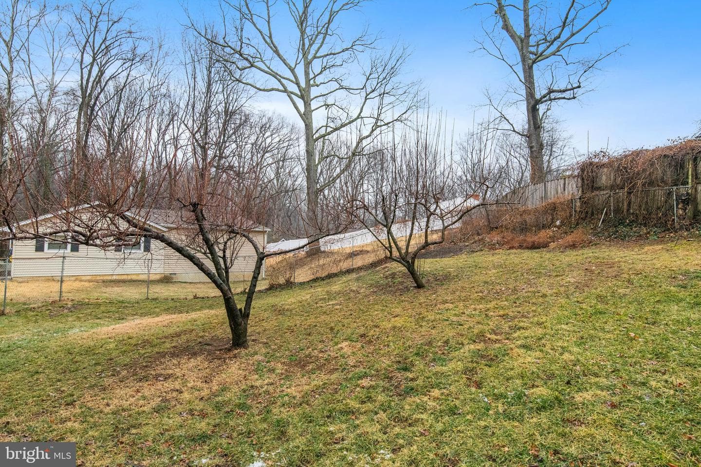 25 Lincoln Parkway photo 37