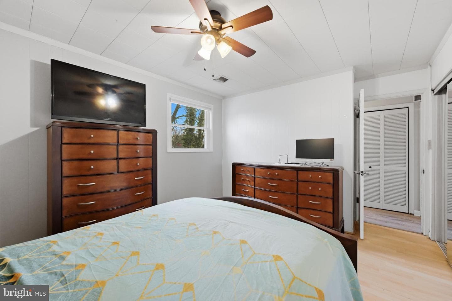 1110 Murray Drive photo 17