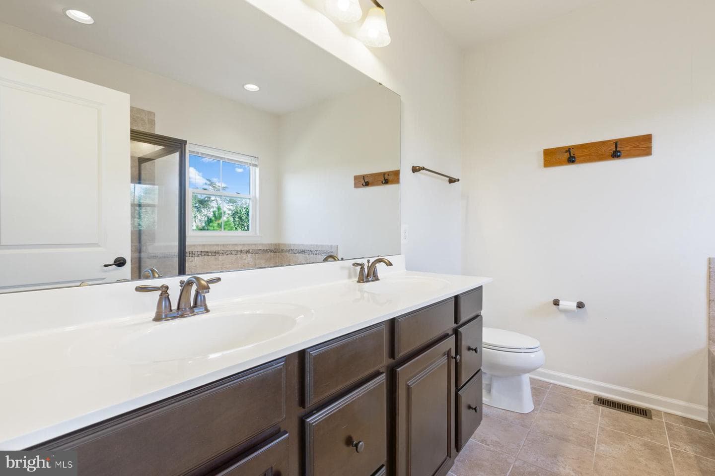 548 Fox River Hills Way photo 18