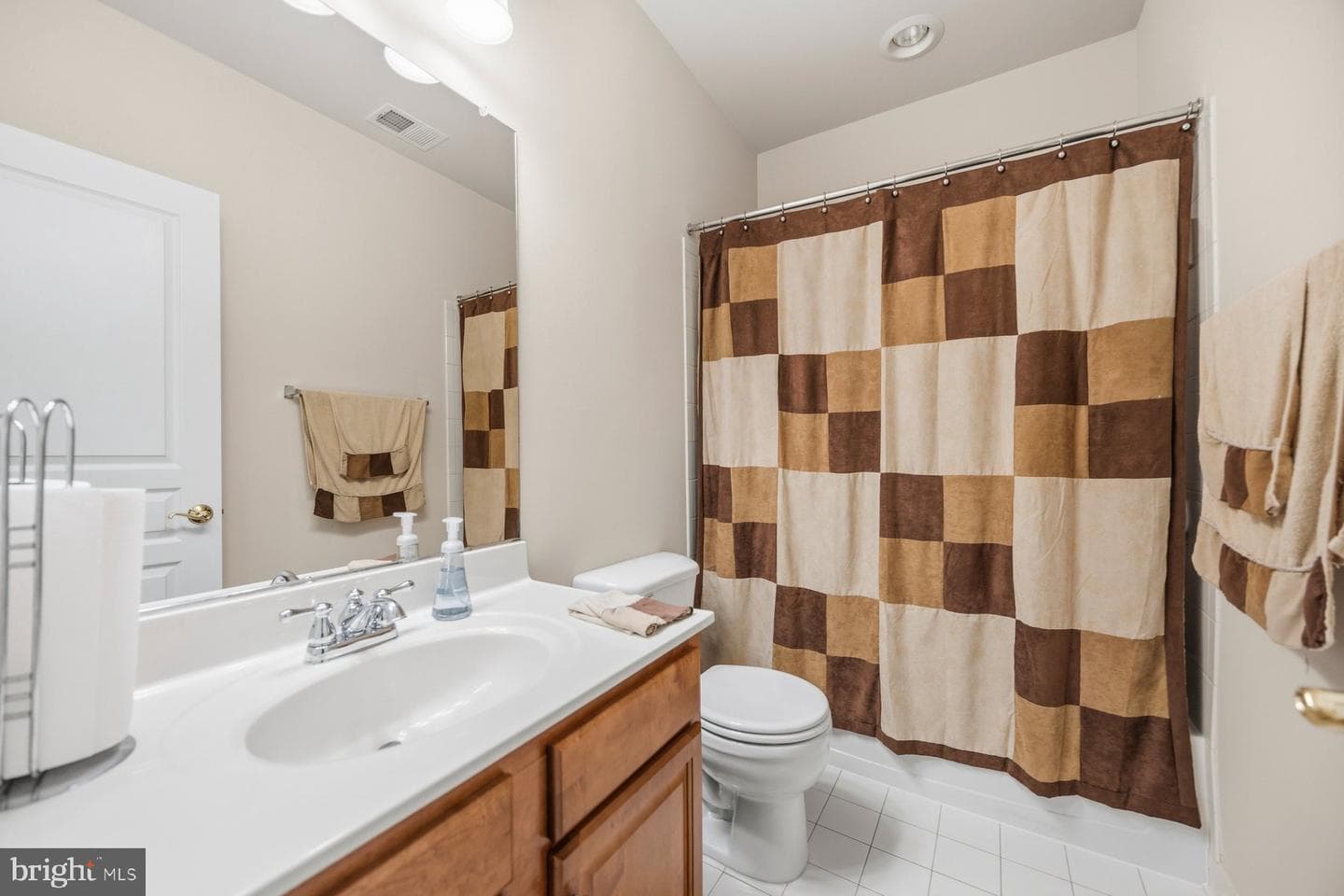 7711 Hennepin Court photo 36