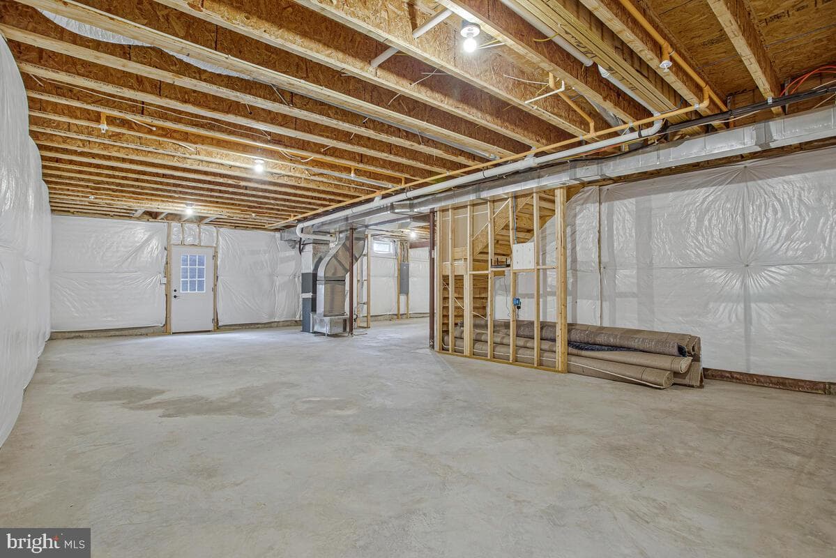 408 Kosmill Drive photo 36