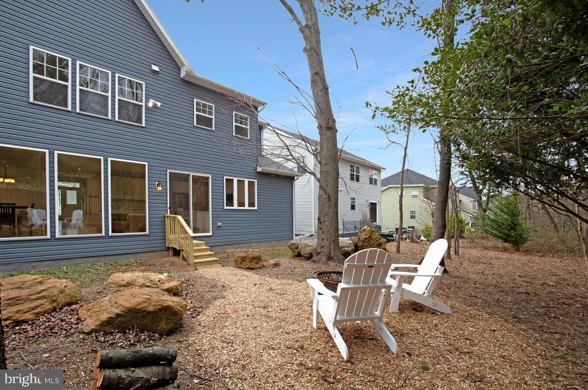 408 Kosmill Drive photo 46