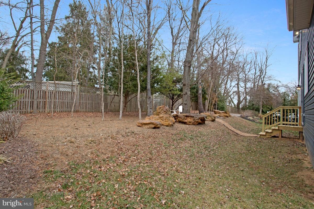 408 Kosmill Drive photo 49