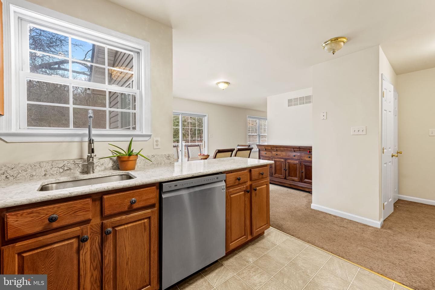 1564 Colony Road photo 11