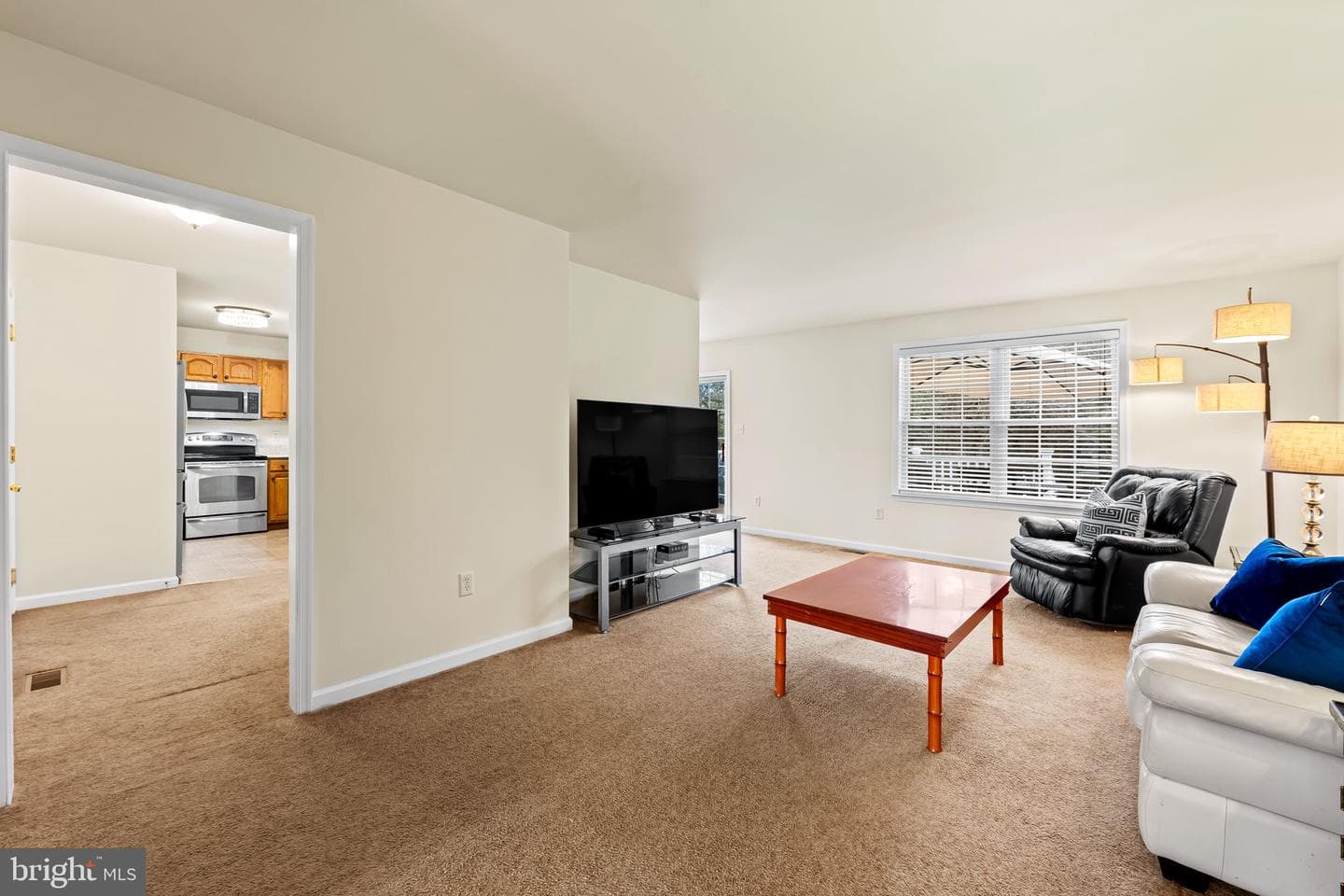 1564 Colony Road photo 4