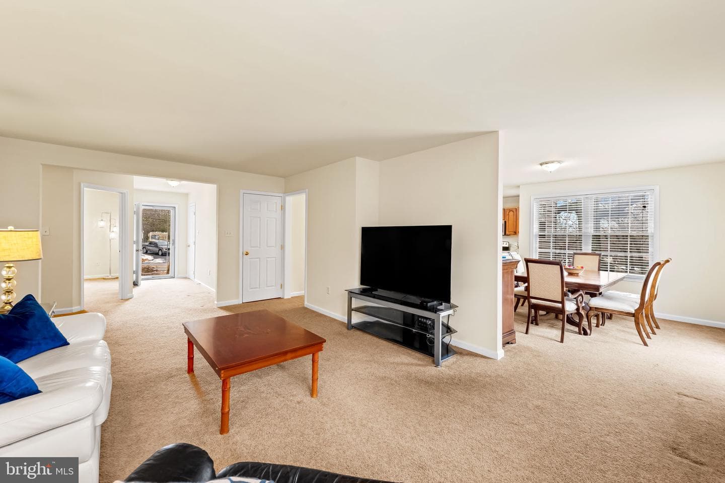 1564 Colony Road photo 6