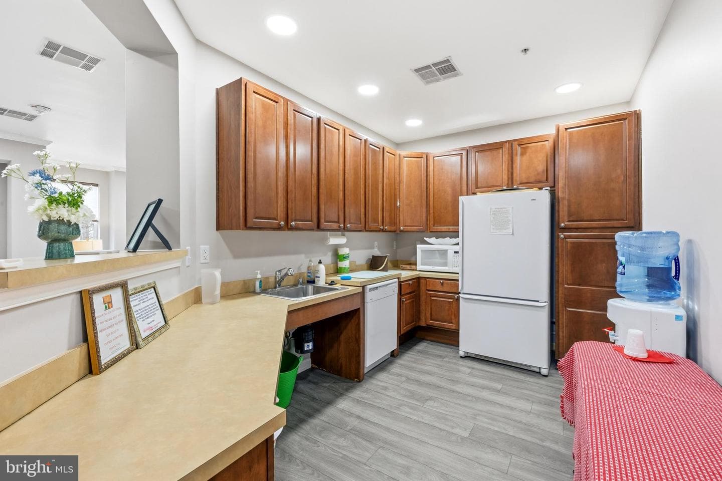 2610 Chapel Lake Drive #407 photo 29