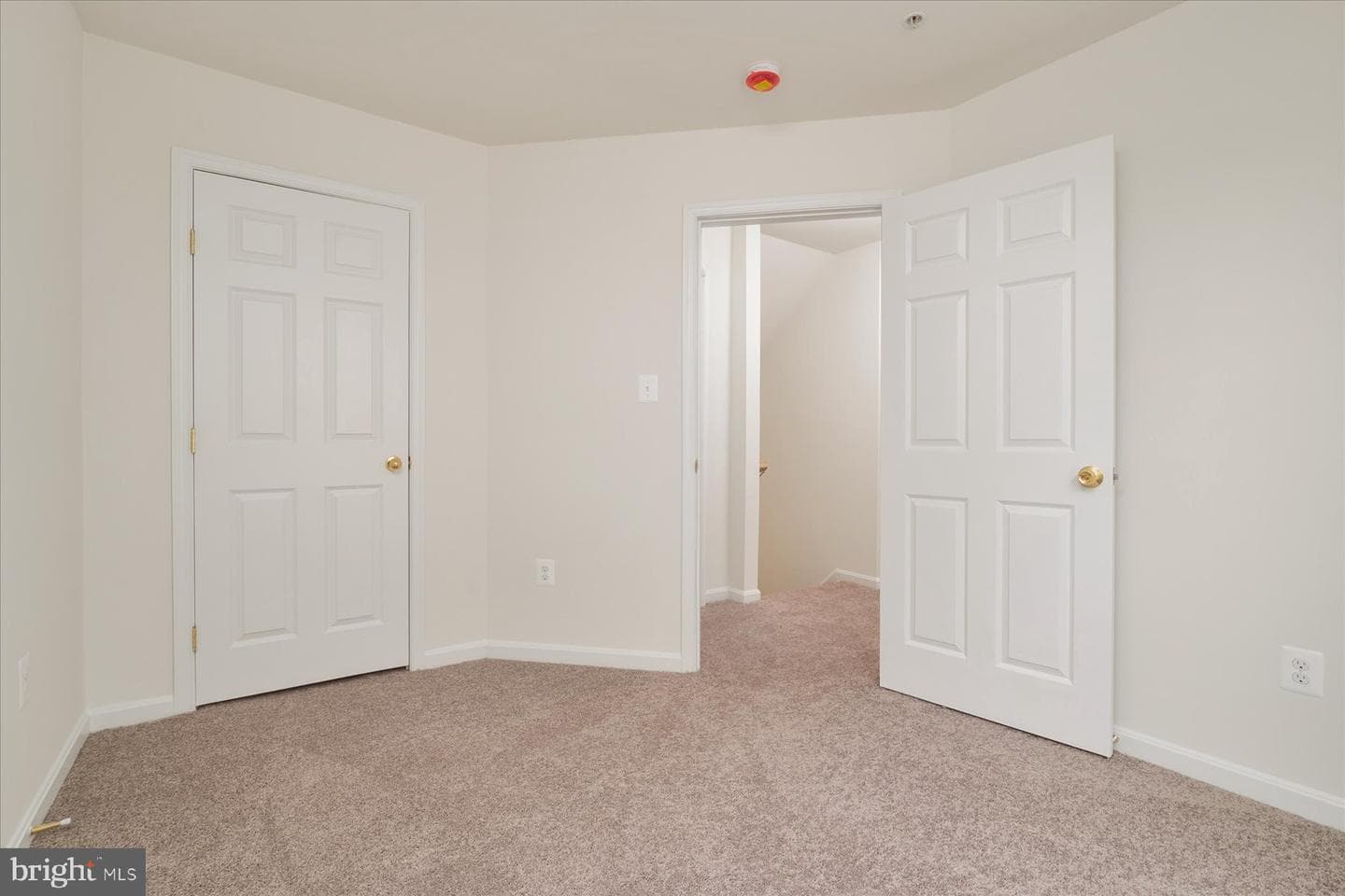 1976 Camelia Court photo 17