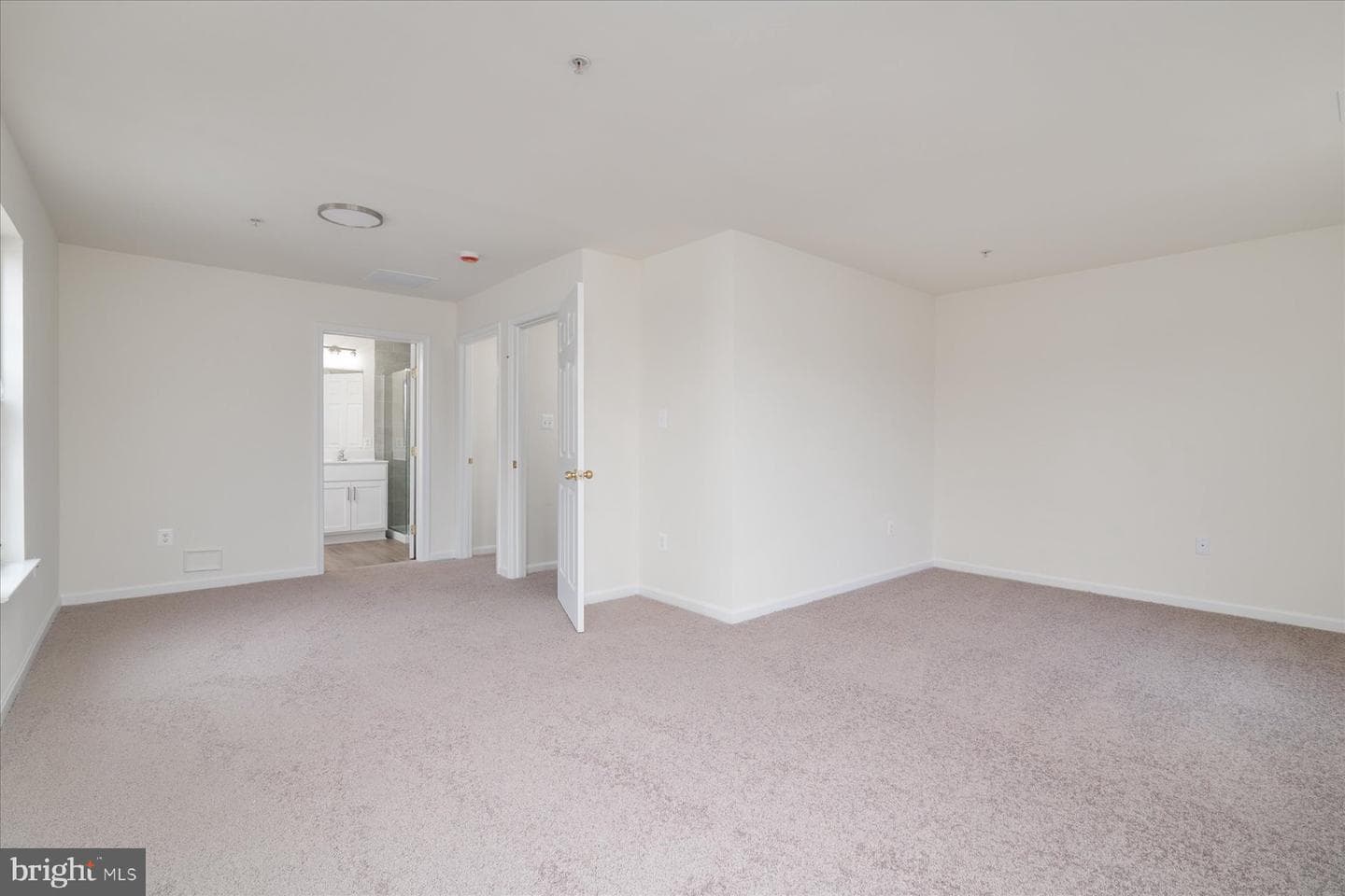 1976 Camelia Court photo 22
