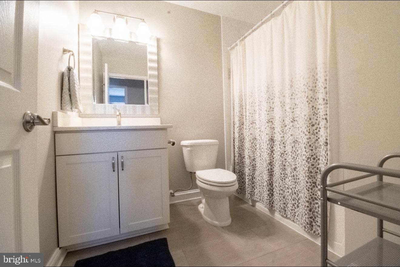 371 Freshfield Lane photo 14
