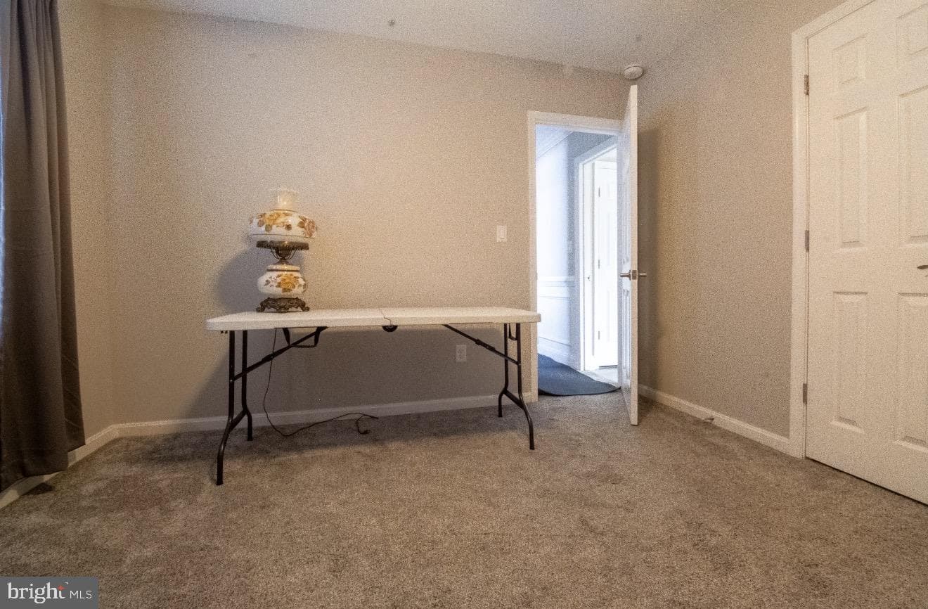 371 Freshfield Lane photo 19