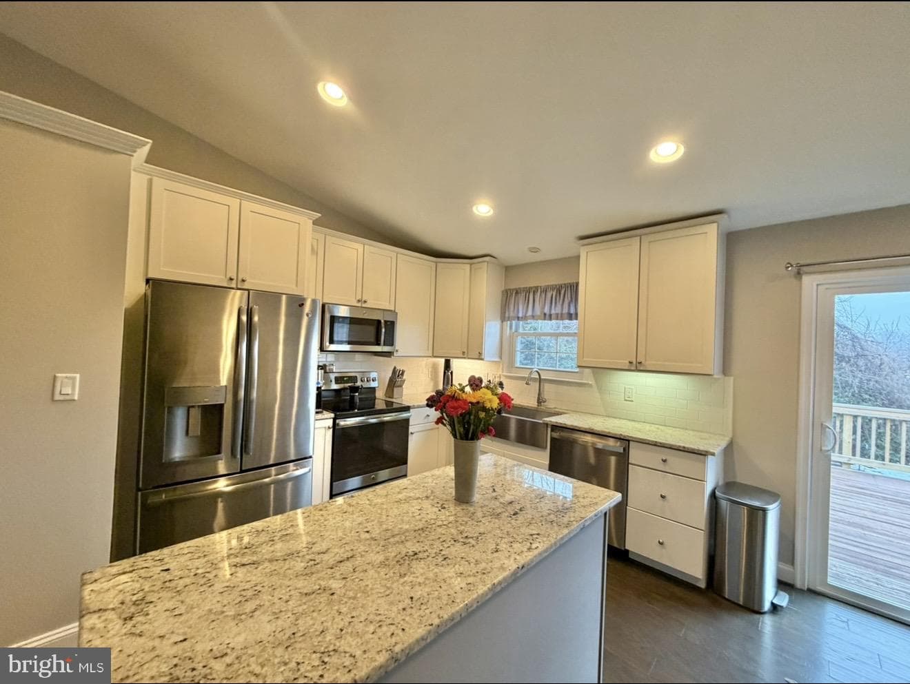 371 Freshfield Lane photo 34