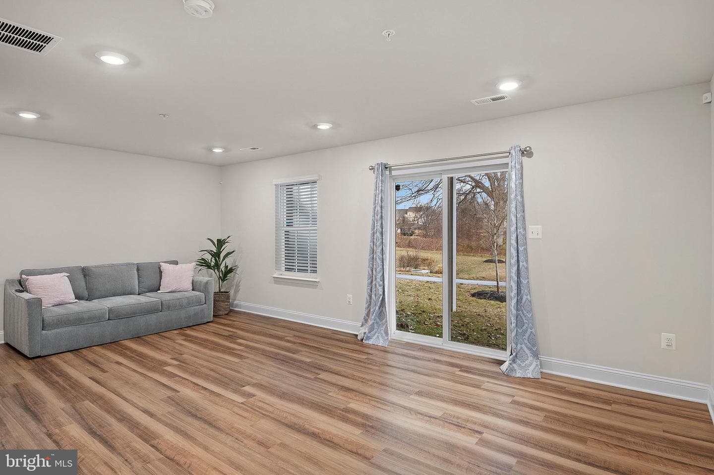1021 Bluebells Road photo 34
